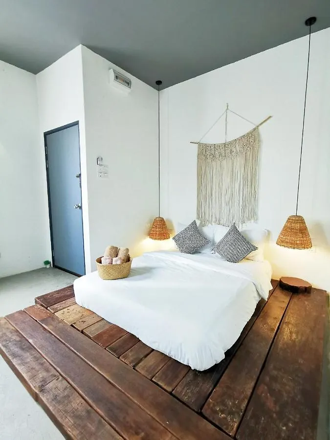 Guest house Jade Suites By Sky Hive George Town