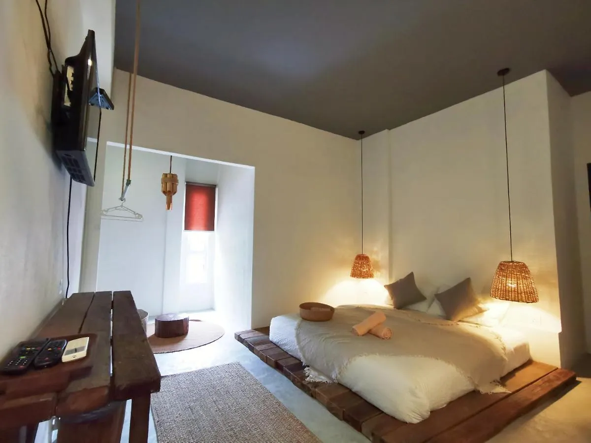 Jade Suites By Sky Hive George Town 2*,